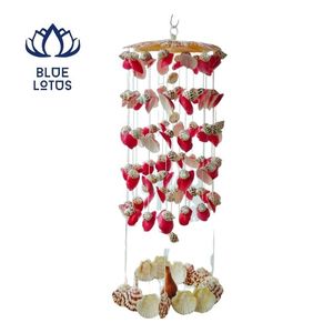 CARILLON ÉOLIEN ÉCOLOGIQUE EN COQUILLES – DURABLE, FAIT MAIN, DÉCORATION EN COQUILLES, ARTISANAT OCEANIQUE SUSTAINABLE, ORNEMENT À Suspendre, SONORE - Product Image 1