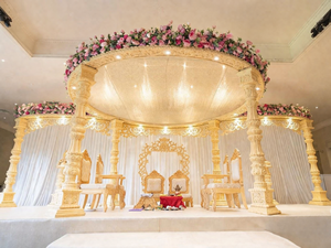 Magnífico Conjunto de Mandap para Bodas Gujarati, Ideal para Ceremonias Hindúes, Mandap Imperial Avni para Bodas Hindúes en EE. UU. - Product Image 4
