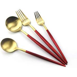 Colección de cubiertos de lujo diseñada para una cultura gastronómica refinada, entretenimiento de alta calidad y una vida doméstica sofisticada. - Product Image 2