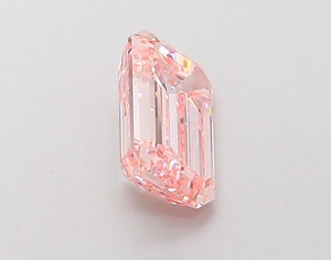 Diamant rose intense fantaisie taille émeraude de 1,37 carat, qualité VVS2, polissage excellent, cultivé en laboratoire, pierre non montée pour bijoux sur mesure - Product Image 4