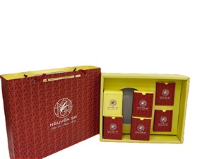 Premium Quality Eco Friendly Recycled Materials Custom Rigid <b>Box</b> Packaging with Handle Satin Liner for Candle Gift Logo Printing - Product Image 5