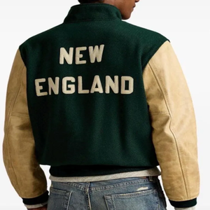 Chaqueta Varsity Verde Personalizada para Hombre con Mangas Beige |   Chaqueta Bomber Clásica Estilo Universitario - Product Image 2