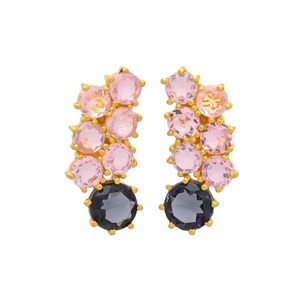 Boucles d'oreilles en laiton plaqué or, sérénité océanique, pierres précieuses roses et noires - Unisexe, capture l'essence de la mer - Product Image 2