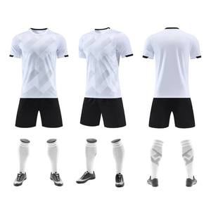 Maillots de football personnalisés par sublimation : conception, tailles, logos, combinaisons de couleurs – Modèle Eoin Winston Sports Sialkot en polyester - Product Image 3