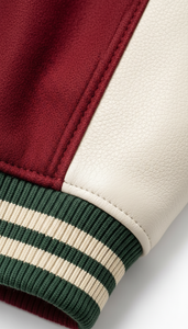 Blouson universitaire professionnel pour lycée, hiver, à capuche, avec doublure matelassée, patchs brodés, logo avant, écologique, style athlétique et tendance - Product Image 6