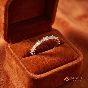 Bague élégante en moissanite ronde et taille baguette pour femme, en or rose, bijou de mariage, cadeau USA - Product Image 3