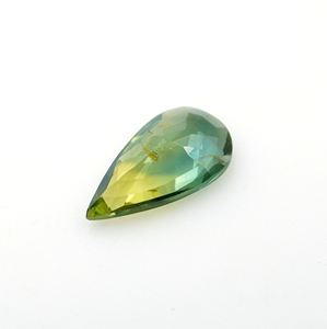 Zafiro Natural Color Verde Azulado, Gema de 0.90 Quilates, Sin Calentar, Sin Tratar, 9x5x2.5 MM - Product Image 4