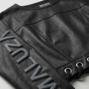 MALUZA INDUSTRIES Crop Top Streetwear Premium pour Femmes, Tissu Enduit, Manches à Imprimé Gonflé, Mode Urbaine Europe USA - Product Image 4