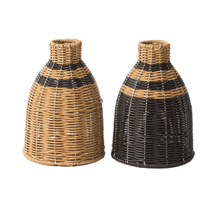 Grand vase en rotin côtelé sur pied avec poignées latérales, idéal pour la pampa, disponible à prix de gros. - Product Image 4