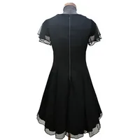 Robe midi décontractée noire à pois suisses en maille, col en V, boutonnée sur le devant, manches courtes volantées, taille empire, robe d'été