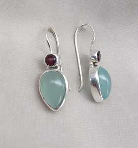 ต่างหูทรงหยดน้ำประดับพลอยแกรนเนตอะควาคาลซีโดนีธรรมชาติ รับรองโดย GIA เงินแท้ 925 เครื่องประดับพลอยสำหรับผู้หญิง ขายส่งแบบ OEM - Product Image 1