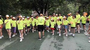 Camiseta de Manga Corta de Alta Visibilidad, Tejido de Malla Fluorescente Reflectante, Informal, con Letras, Ropa de Seguridad de Secado Rápido - Product Image 4