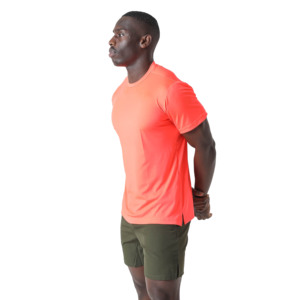 T-shirt de sport pour homme personnalisé avec logo, coupe ajustée, séchage rapide, respirant, en tissu écoresponsable Spandex/Polyester – Vente en gros - Product Image 2