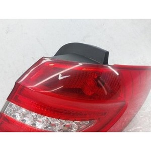 Luz Trasera Derecha Usada Clase B A2468200664 - Product Image 4