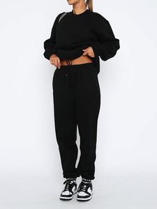 Ensemble de survêtement à capuche oversize pour femme en polaire premium, ensemble athleisure pour femme - Product Image 3