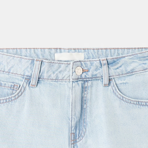 Breathable And Comfortable Flexible Fabric Denim Shorts For Women With Pockets And Button Closure Summer Collection 2026 Denim - Product Image 3