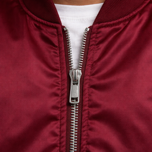 เสื้อแจ็คเก็ตผ้าซาตินสั่งทำขายส่งสำหรับผู้ชายและผู้หญิง |   เสื้อโค้ชปักโลโก้แบบวาร์ซิตี้ |   ผู้ผลิต OEM ODM - Product Image 3