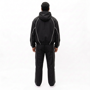 Survêtement à capuche noir pour homme, fermeture éclair intégrale, respirant, en polyester, coupe classique, poches latérales, couleur unie, design 2-en-1, idéal pour l'hiver - Product Image 2