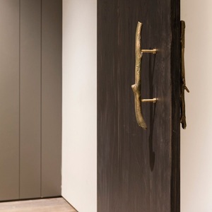 Poignée de porte classique à extrémité côtelée, finition dorée, longue poignée cylindrique pour armoire, quincaillerie de meubles - Product Image 1