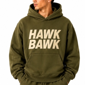 Chándal Deportivo Informal para Hombre, Diseño Relajado para la Moda Diaria Contemporánea, Ropa en Tonos Naturales para un Chándal con Estilo - Product Image 4