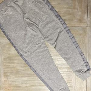 Trajes de chándal de gimnasio Chaqueta personalizada Entrenamiento para hombre Jogging Chándales de fútbol Equipo Chándal de fútbol Chándal para hombre - Product Image 3