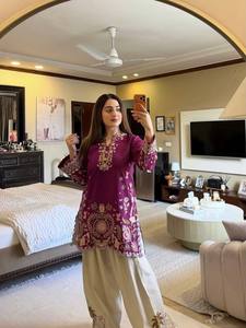 Lehenga Choli de Georgette Sintética para Mujer, Traje Étnico Tradicional Largo hasta el Suelo, para Fiestas, Estilo Informal de India y Pakistán, Corte Regular, para Todos - Product Image 2