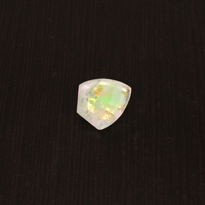 Gemas Ishu, Gema Doble Geométrica Creada en Laboratorio con Corte Rosa Hidrochino, 18x15 mm, 12.0 Quilates, para la Fabricación de Joyas - Product Image 5