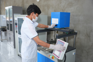 12 tháng Thời hạn sử dụng chữa mịn kết thúc mạnh mẽ bám dính không thấm nước xi măng dựa trên vữa vữa chống nứt công thức một thành phần - Product Image 4