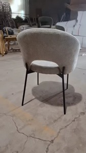 Fauteuil Club Moderne en Velours pour Salon, Salle à Manger, Chambre à Coucher, Chaise Rembourrée avec Pieds en Métal Doré – Vente en Gros - Product Image 5