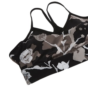 Soutien-gorge de sport sans coutures pour femme, maintien élevé, logo frontal, bretelles réglables, extensible dans quatre directions, anti-transpiration, respirant – Meilleures ventes - Product Image 4