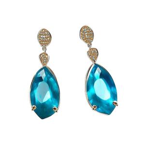 Boucles d'oreilles classiques en argent sterling 925 personnalisées en plaqué or Technologie avancée Cadeaux de mariage en pierres précieuses à la mode Clous d'oreilles élégants - Product Image 1