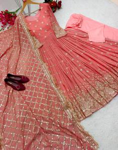 Traje Anarkali Rosa Bordado, Vestido Largo Hasta el Suelo con Mangas Largas y Dupatta, Atuendo Tradicional Indio Pakistaní para Bodas, para Mujer - Product Image 4