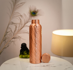 Bouteille d'eau 100% cuivre, nouveau design, prix de gros disponible, disponible en différents styles, avec bouteille d'eau en cuivre de qualité supérieure - Product Image 6