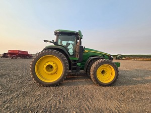 Tractor de Ruedas 4x4 de Gran Tamaño y Alta Resistencia 8R 370 2025, Suministro al por Mayor de Calidad - Product Image 4