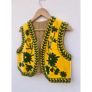 Chaleco Amorzinho de Terciopelo con Bordado, Alta Calidad, Estilo Vintage, Doble Botonadura, Transpirable, Ecológico, 100% Algodón, Estilo Suzani Boho - Product Image 3