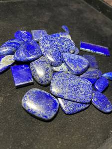 Pierres précieuses cabochons en lapis-lazuli naturel, pierres bleues polies en vrac pour la fabrication de bijoux - Product Image 6