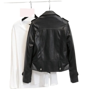 แจ็กเก็ตหนัง PU สีดำสำหรับผู้หญิงฤดูใบไม้ร่วงเสื้อโค้ทฤดูหนาวสไตล์โกธิคพังค์แฟชั่นรถจักรยานยนต์ - Product Image 3