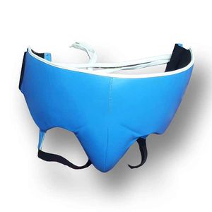 Ensemble de boxe de qualité supérieure, dernier modèle, très demandé, comprenant des gants, un protège-tête et une protection inguinale en cuir véritable. - Product Image 4