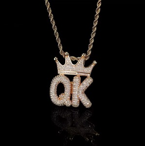 Collier Pendentif Créatif Hip Hop en Or 18K Plaqué Or avec Lettre Personnalisée, Motif Couronne Bulle OK - Product Image 5