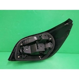 Feu arrière gauche d'occasion OEM 6910767 pour BMW Série 5 E60, E61 2003-2007 - Product Image 3