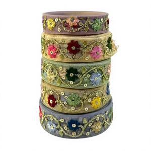 Dentelle en gros en tulle français écologique brodée, motif floral à paillettes, pour robe de mariée et couture - Product Image 1