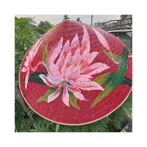 Chapeau conique traditionnel naturel fabriqué à la main en feuilles de palmier, chapeau de soleil vietnamien en paille pour le travail en extérieur et le tourisme - Product Image 3
