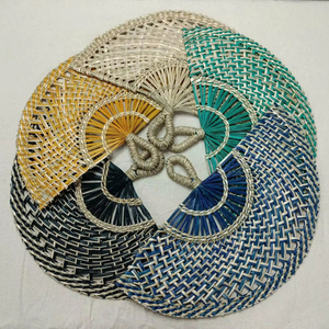 พัดใบหญ้าทะเลขายดีประจำปี 2026 ผลิตด้วยมือจากเวียดนาม ของตกแต่งงานปาร์ตี้ พัดใบหญ้าทะเลคุณภาพพรีเมียมสำหรับส่งออก - Product Image 1