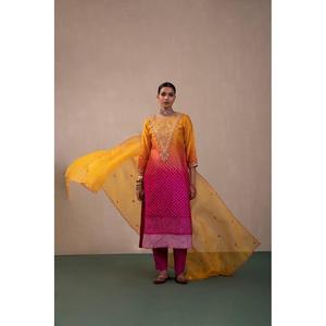 Conjunto de Salwar Kameez de Poliéster Elegante con Bordado Intenso y Estampado Digital para Bodas - Product Image 2