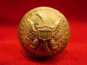 Bouton rond en métal avec logo d'aigle en relief, style classique pour uniformes et tenues formelles - Product Image 1