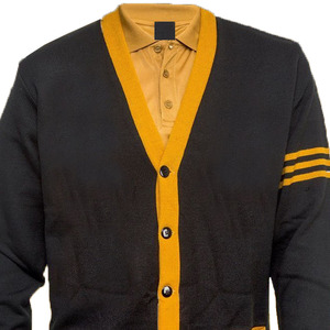 Pull de fraternité personnalisé, pull noir en tricot pour homme, bordure jaune, fermeture à boutons, cardigan Alpha, cardigan noir en tricot pour homme - Product Image 3