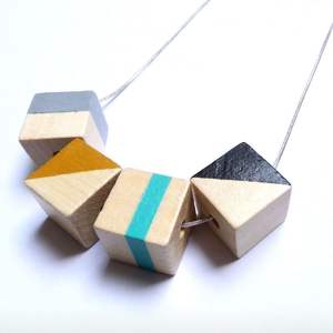 Collar de Cruz de Madera Boho Hecho a Mano para Mujer, Accesorios de Moda con Cristales - Product Image 2