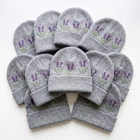 Bonnet en tricot motif flocon de neige gris anthracite avec revers, style étoile nordique, chaud pour l'hiver, fournisseur direct d'usine, fabricant sur mesure en gros