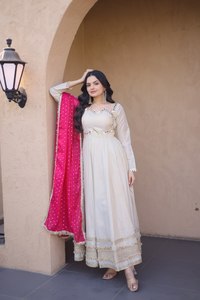 Robe Anarkali longue de luxe, magnifique, de créateur, en tissu épais, style indien et pakistanais, avec dupatta, pour mariage et soirée - Product Image 2