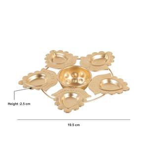 Cuenco Decorativo Dorado Lotus Urli para Velas Flotantes, Decoración del Hogar y Decoración para Diwali - Product Image 3